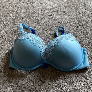 Body by Victoria’s Secret Push Up Bra SIZE 34DD